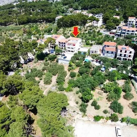 Apartament Ground Floor With Terace