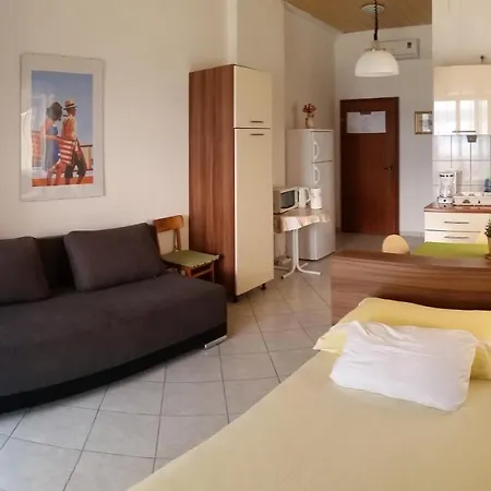 Ground Floor With Terace *