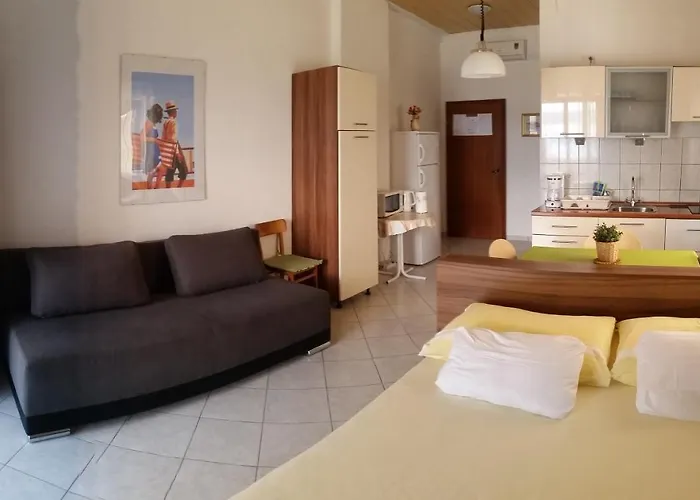 Ground Floor With Terace *